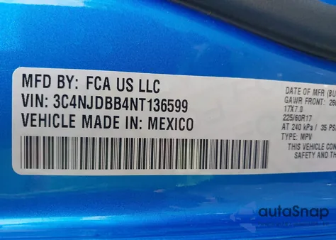 2022 Jeep Compass Latitude 4X4 из США, поврежденный, VIN 3C4NJDBB4NT136599